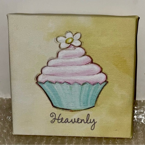 Grasslands Road Set of Cupcake Canvas Art - Picture 5 of 7